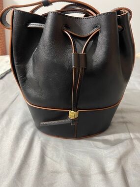 RARE Like NEW! LOEWE Nappa Calfskin Small Black Balloon Bag with Brown Piping